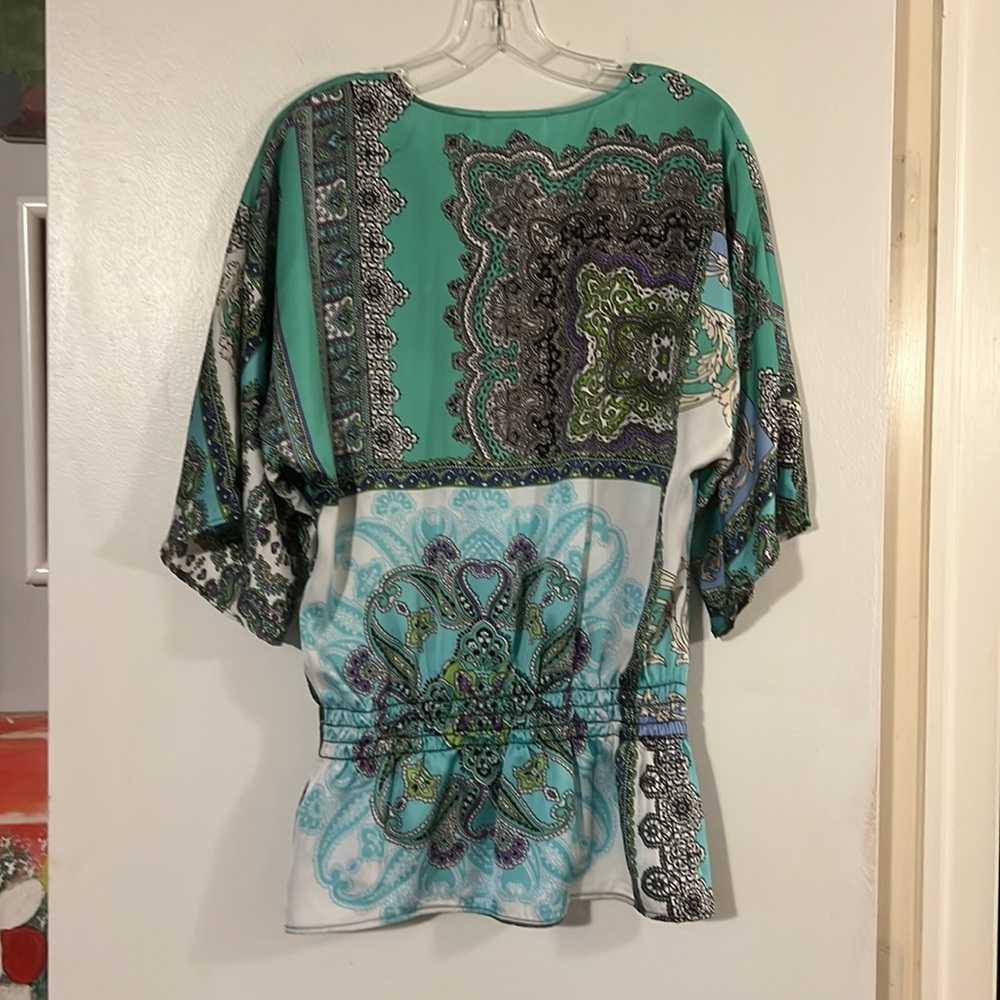 Chicos multi color satin peplum blouse Chicos size 1 - Picture 5 of 9